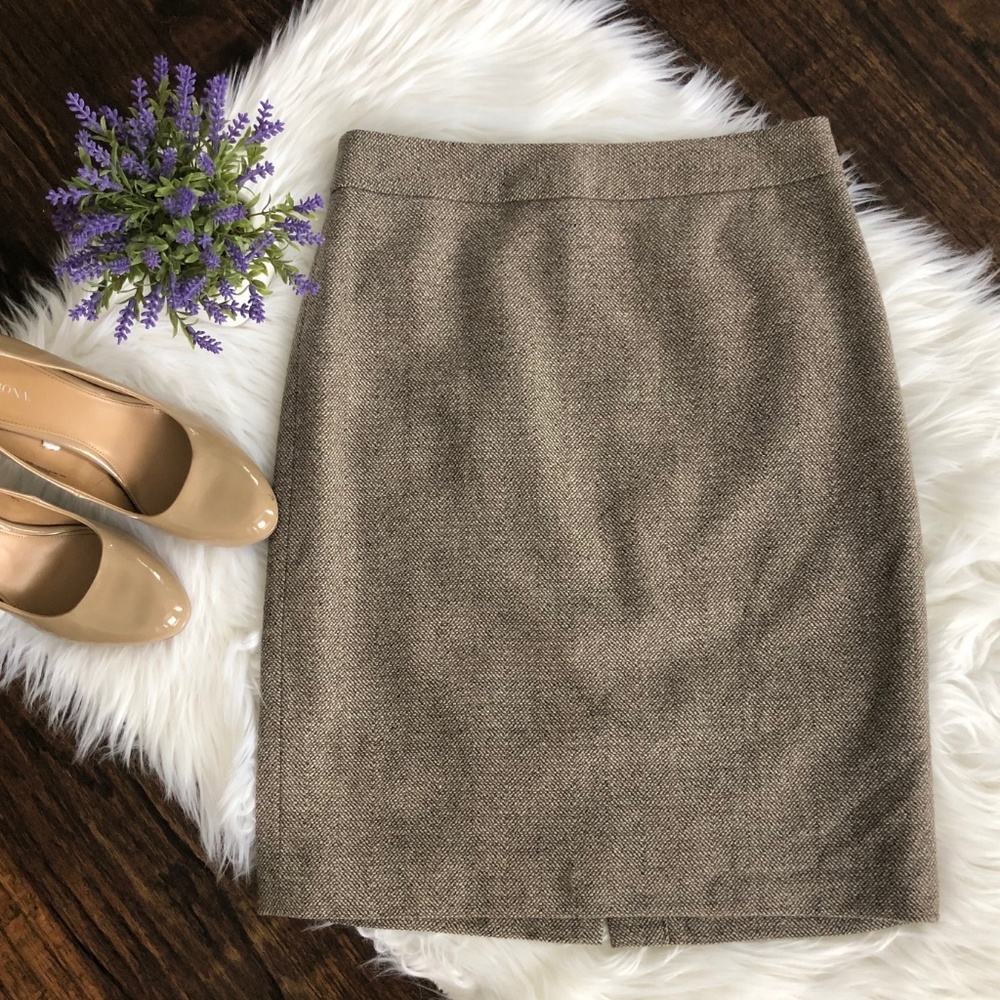Ann Taylor | Tan Wool Blend Career Pencil Skirt